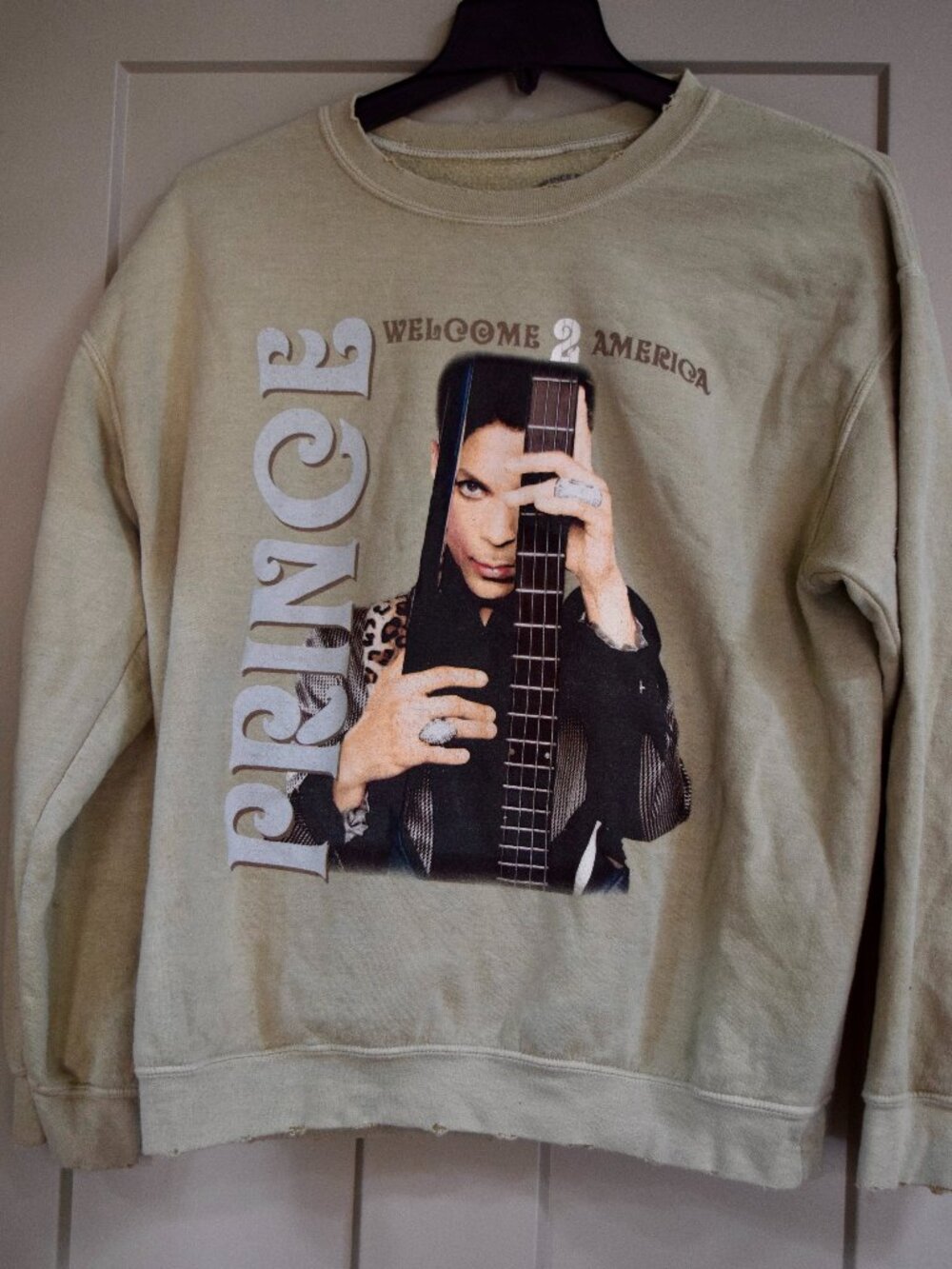 UO Prince "Welcome 2 America" oversized crew neck sweatshirt Medium